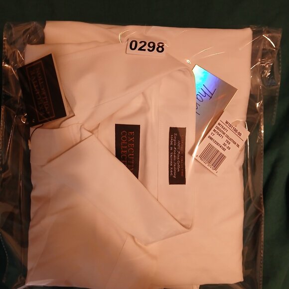 NWT. Executive Collection Men's White 17x32-33 Cotton Dress Shirts (0298A4) - Picture 11 of 11